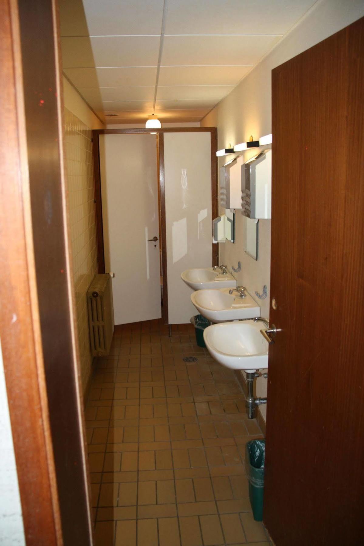Reykjanes Hostel Esterno foto